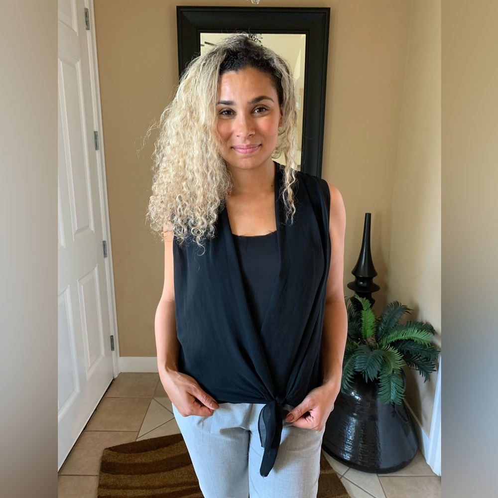 LN ALLSAINTS AVA TIE DRAPE SLEEVELESS TOP. ASYMMETRIC HEM IN BACK.